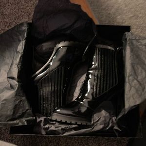 KARL LAGERFELD GORE SHORET BOOT BLACK PATENT LEATHER SIZE 36